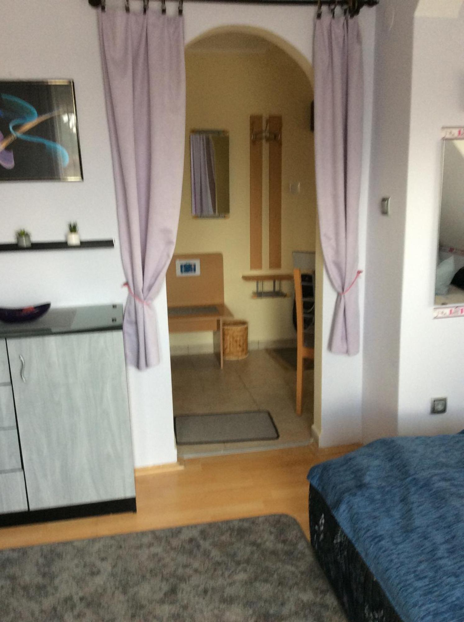 Gyenesi Virag Apartman เจเนชดิแอช ห้อง รูปภาพ