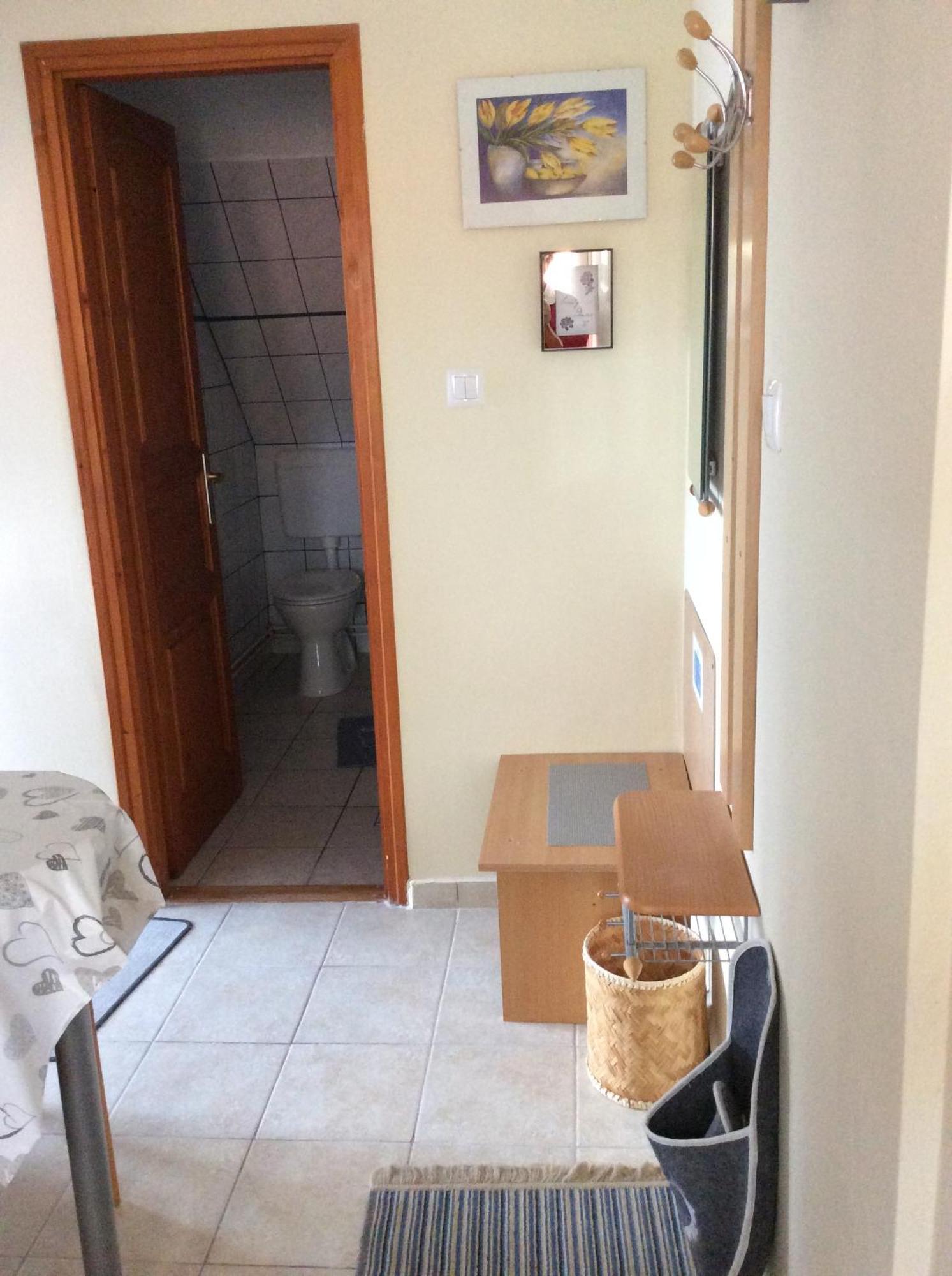 Gyenesi Virag Apartman เจเนชดิแอช ห้อง รูปภาพ